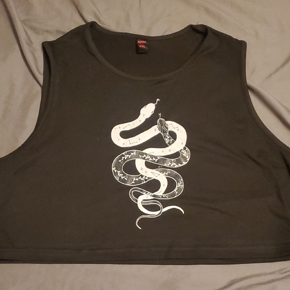 Black Snake Graphic Crop Top